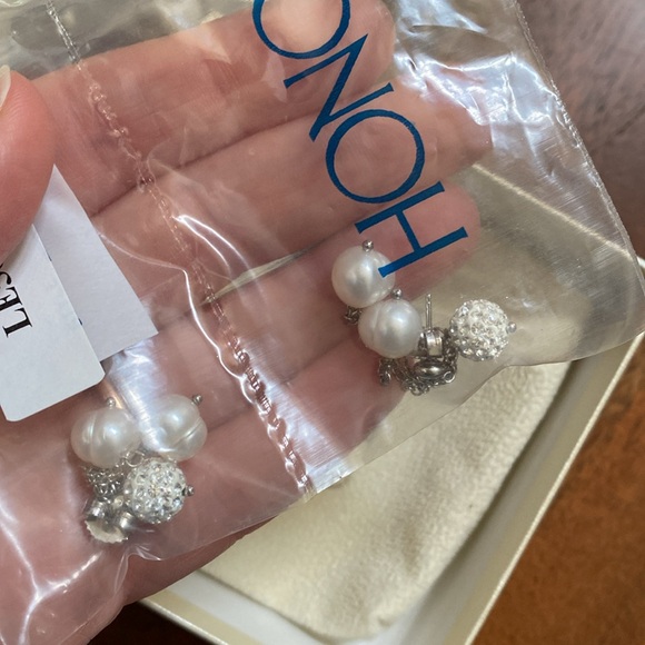 Honora Pearl Earrings - Picture 2 of 2